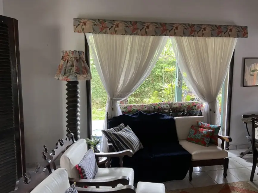 Foto 2 de Casa com 3 quartos à venda, 410m2 em Ubatuba - SP