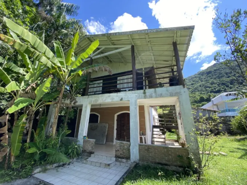 Foto 5 de Casa com 2 quartos à venda, 186m2 em Ubatuba - SP