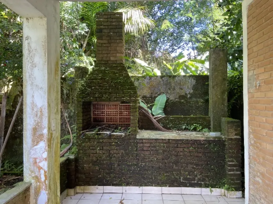 Foto 8 de Casa com 2 quartos à venda, 186m2 em Ubatuba - SP