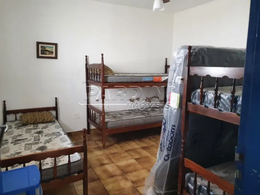 Casa com 6 quartos à venda, 200m2 em Vila Nossa Senhora Aparecida, Caraguatatuba - SP - imagem 5 Foto 5 de Casa com 6 quartos à venda, 200m2 em Vila Nossa Senhora Aparecida, Caraguatatuba - SP