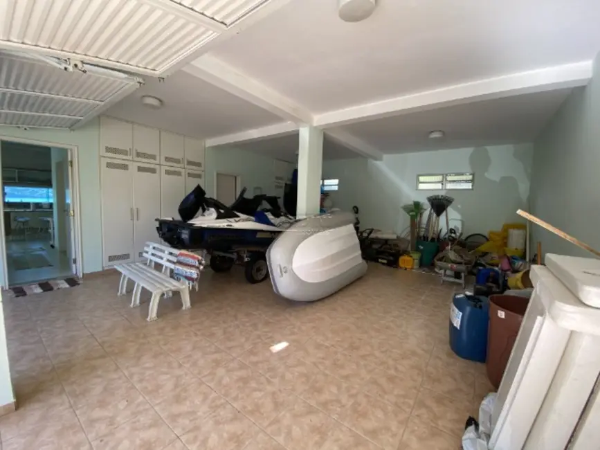 Foto 3 de Casa de Condomínio com 6 quartos à venda, 395m2 em Ubatuba - SP