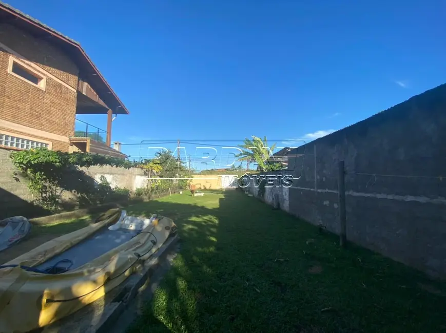 Foto 3 de Casa com 3 quartos à venda, 86m2 em Ubatuba - SP
