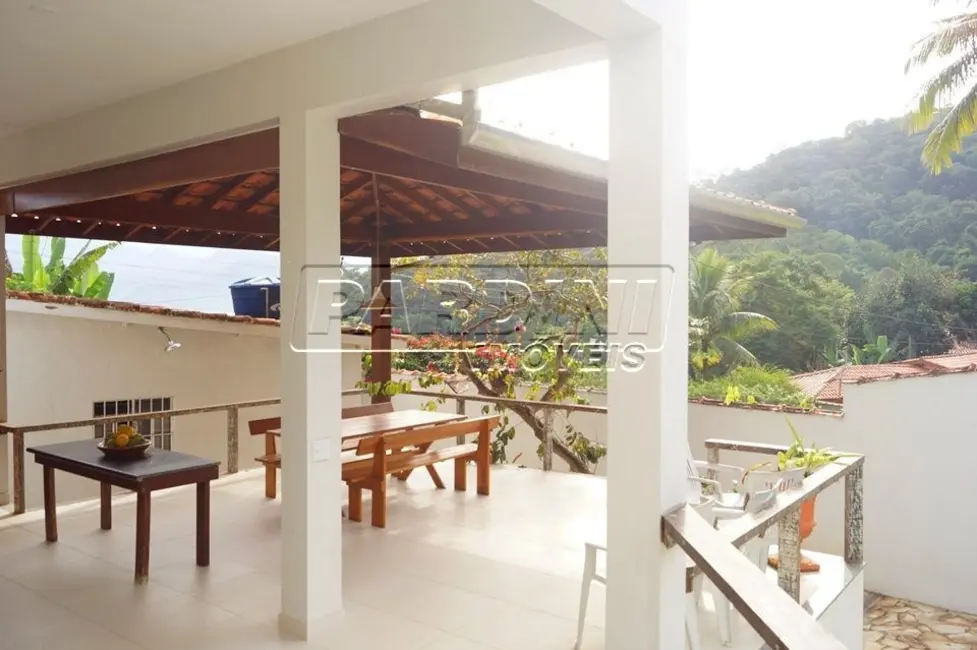 Foto 9 de Casa com 9 quartos à venda, 500m2 em Ubatuba - SP