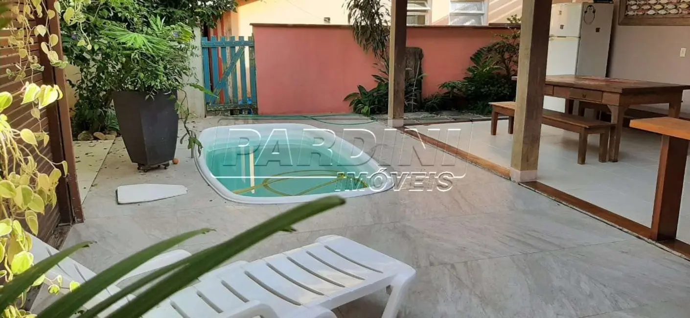 Foto 1 de Casa com 2 quartos à venda, 80m2 em Ubatuba - SP