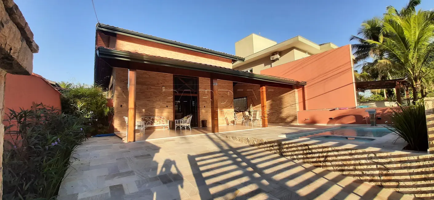 Foto 2 de Casa de Condomínio com 3 quartos à venda, 215m2 em Ubatuba - SP