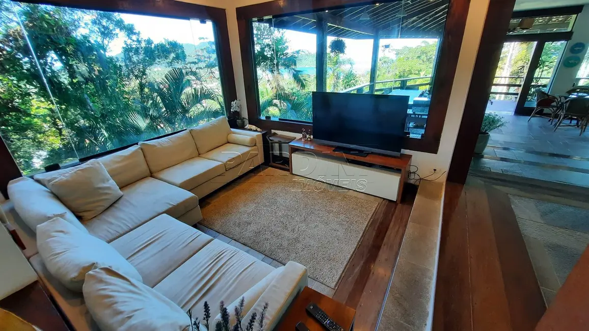 Foto 6 de Casa de Condomínio com 5 quartos à venda, 516m2 em Ubatuba - SP