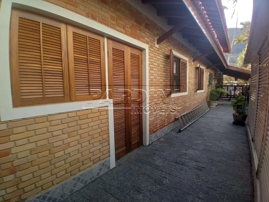 Foto 8 de Casa de Condomínio com 7 quartos à venda, 224m2 em Ubatuba - SP