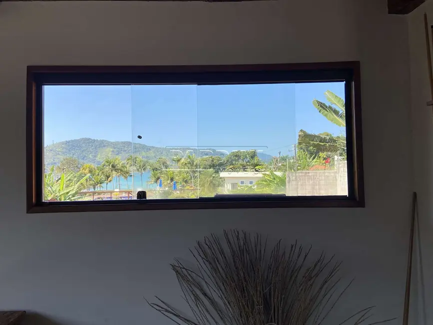 Casa com 3 quartos à venda, 329m2 em Ubatuba - SP - imagem 6 Foto 6 de Casa com 3 quartos à venda, 329m2 em Ubatuba - SP