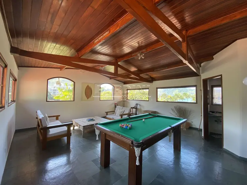 Casa com 3 quartos à venda, 329m2 em Ubatuba - SP - imagem 2 Foto 2 de Casa com 3 quartos à venda, 329m2 em Ubatuba - SP