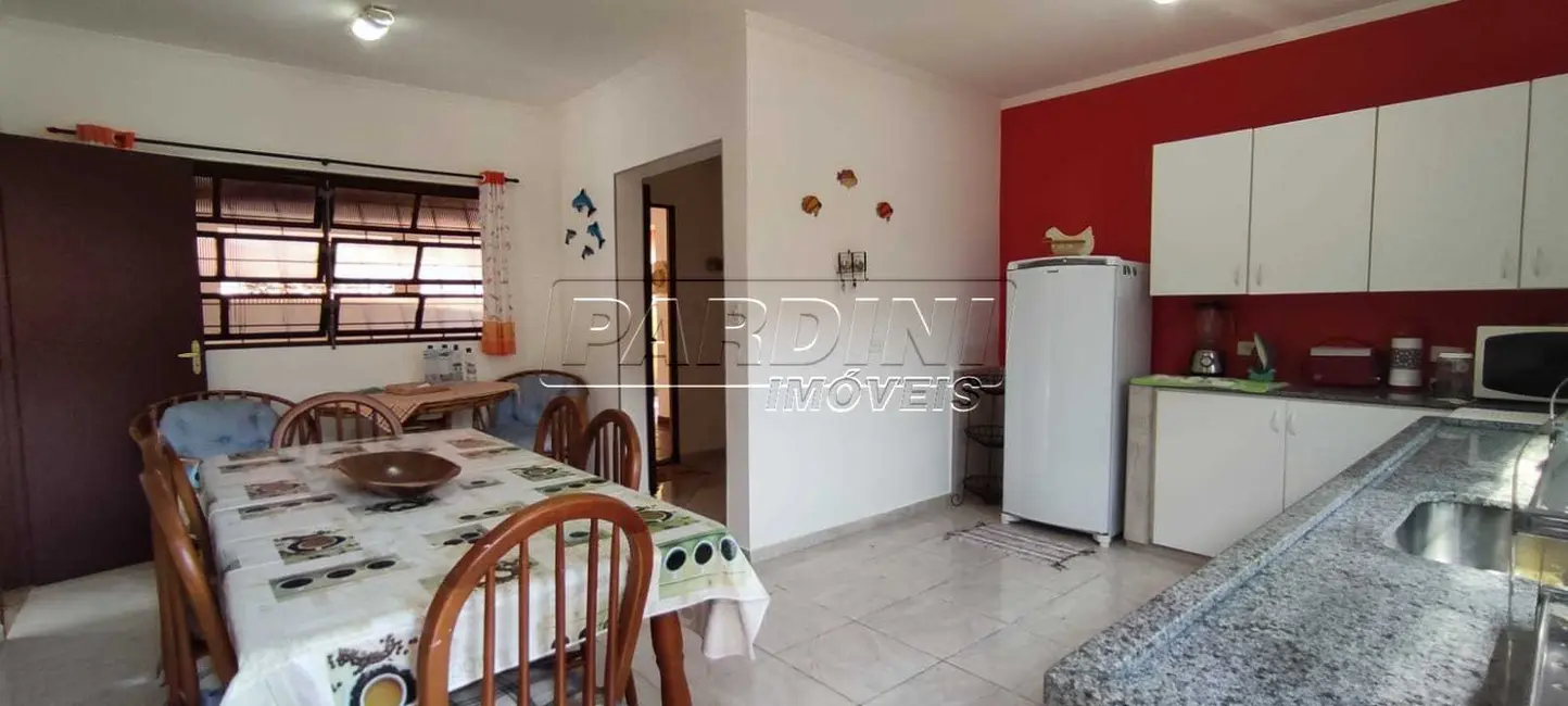 Foto 4 de Casa com 5 quartos à venda, 152m2 em Ubatuba - SP