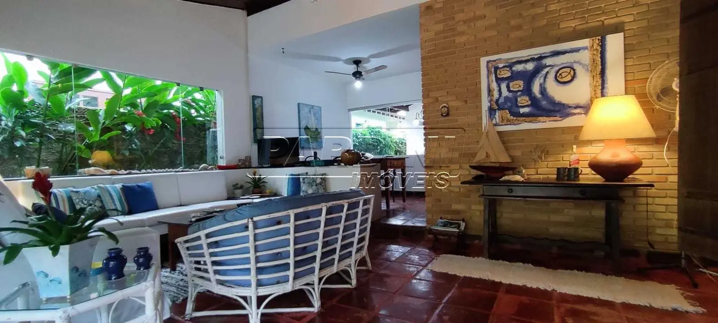 Foto 4 de Casa de Condomínio com 4 quartos à venda, 250m2 em Ubatuba - SP