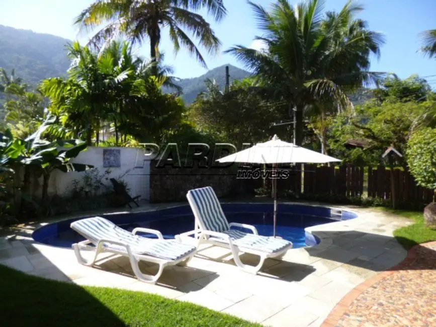 Foto 1 de Casa de Condomínio com 4 quartos à venda, 330m2 em Ubatuba - SP