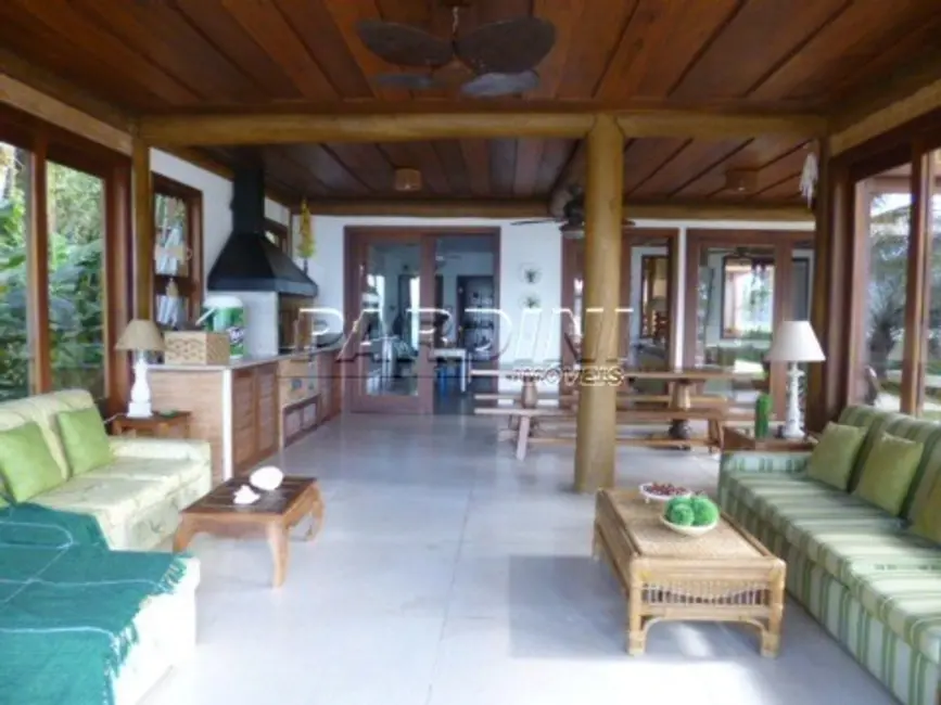 Foto 8 de Casa de Condomínio com 6 quartos à venda em Ubatuba - SP