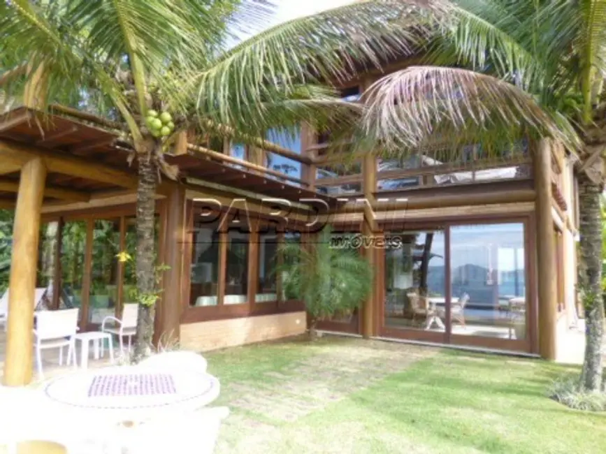 Foto 7 de Casa de Condomínio com 6 quartos à venda em Ubatuba - SP