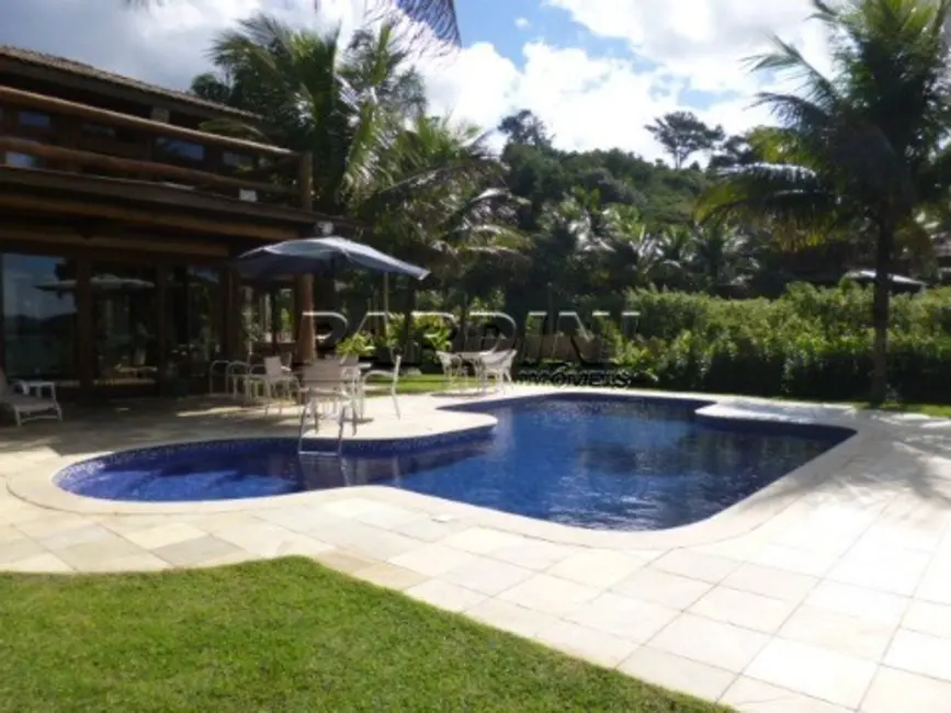 Foto 5 de Casa de Condomínio com 6 quartos à venda em Ubatuba - SP