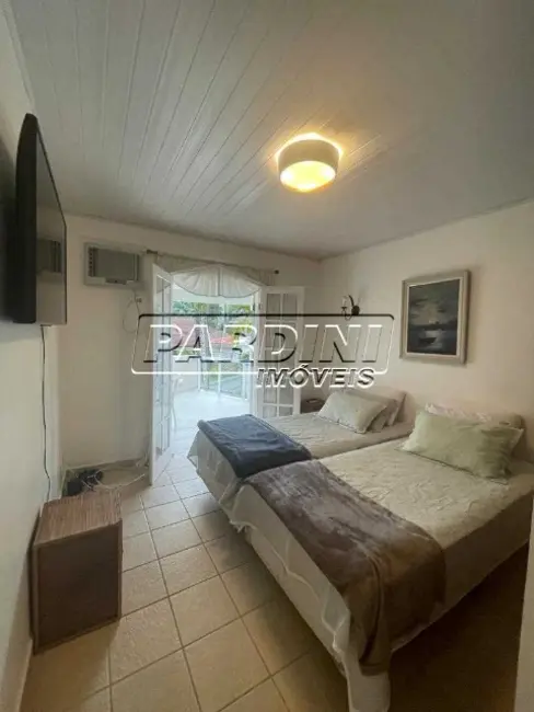 Foto 5 de Casa de Condomínio com 5 quartos para alugar, 300m2 em Caraguatatuba - SP