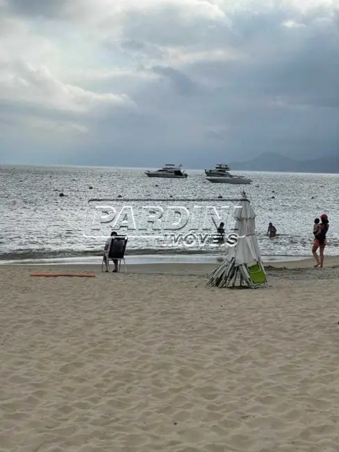 Foto 6 de Casa de Condomínio com 5 quartos para alugar, 300m2 em Caraguatatuba - SP