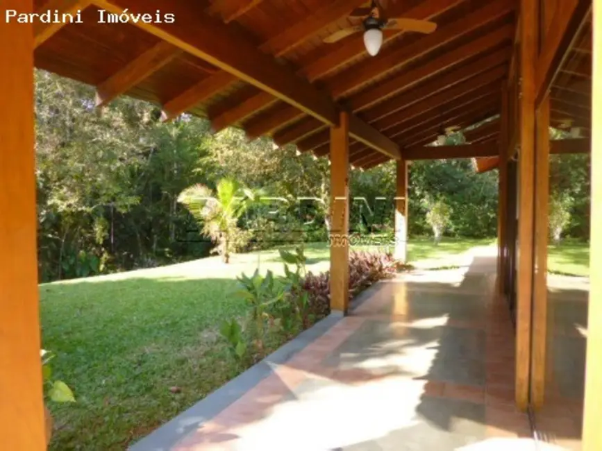 Foto 8 de Casa de Condomínio com 4 quartos à venda em Ubatuba - SP