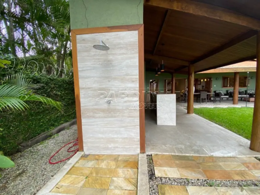 Foto 7 de Casa com 3 quartos à venda, 350m2 em Ubatuba - SP