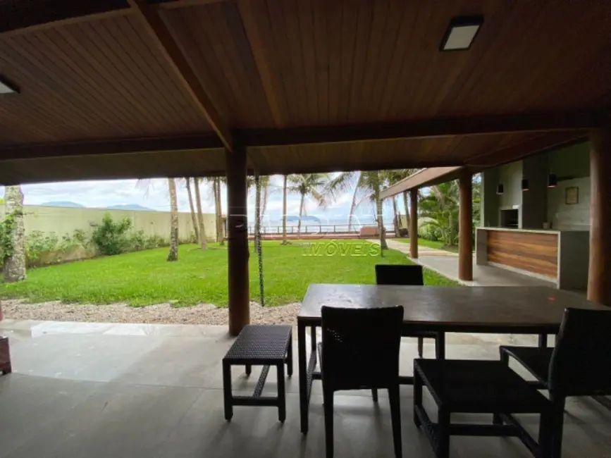 Foto 8 de Casa com 3 quartos à venda, 350m2 em Ubatuba - SP