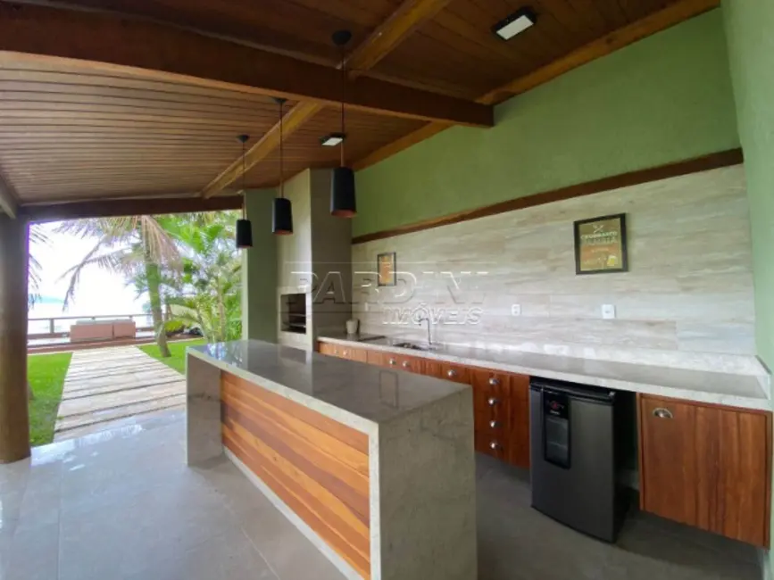 Foto 3 de Casa com 3 quartos à venda, 350m2 em Ubatuba - SP