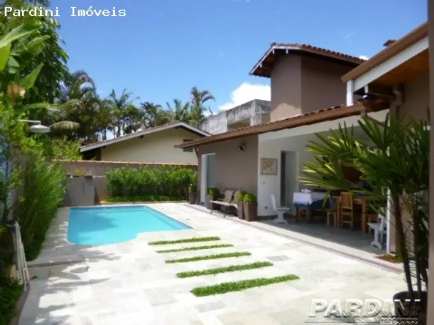 Foto 4 de Casa de Condomínio com 4 quartos à venda, 240m2 em Ubatuba - SP