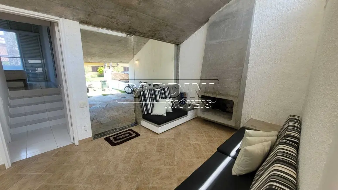 Foto 7 de Casa de Condomínio com 4 quartos à venda, 195m2 em Ubatuba - SP