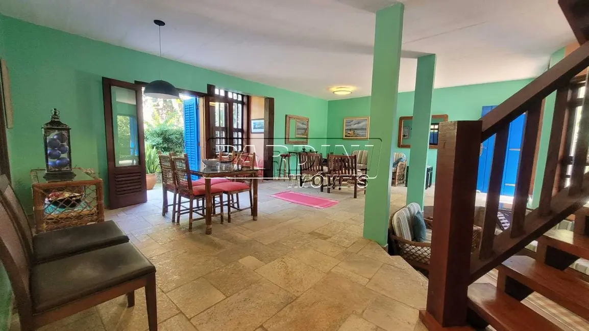 Foto 8 de Casa com 4 quartos à venda em Ubatuba - SP