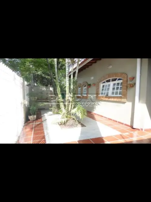 Foto 1 de Casa com 4 quartos à venda, 128m2 em Ubatuba - SP