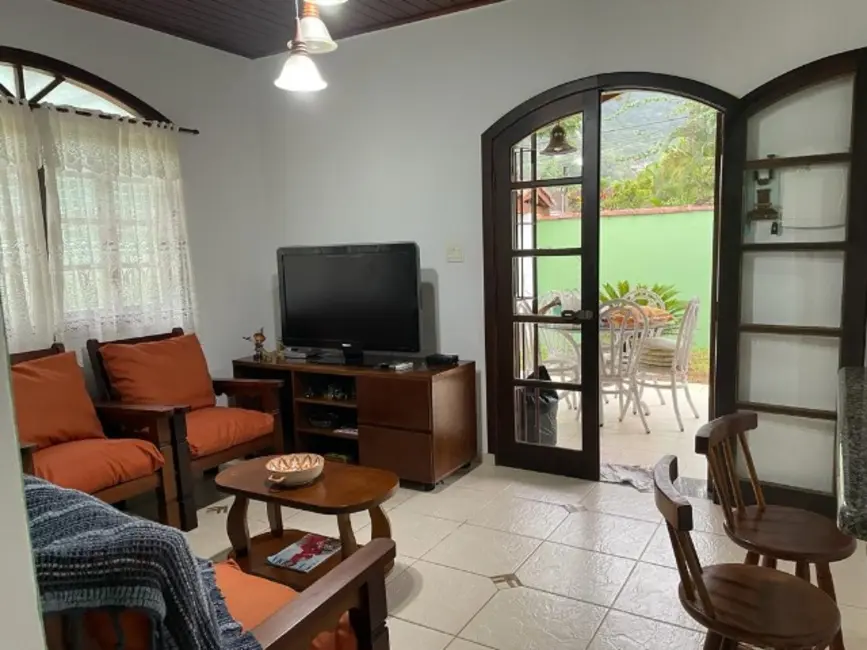 Foto 7 de Casa com 3 quartos à venda, 131m2 em Ubatuba - SP