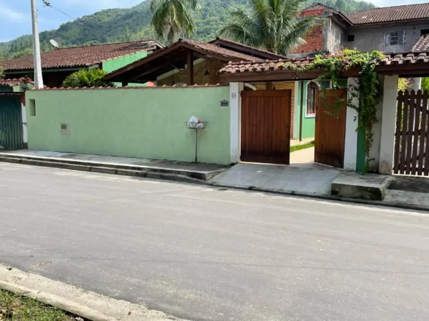 Foto 3 de Casa com 3 quartos à venda, 131m2 em Ubatuba - SP