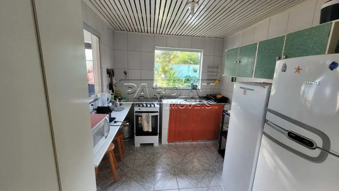 Casa com 8 quartos à venda, 360m2 em Ubatuba - SP - imagem 5 Foto 5 de Casa com 8 quartos à venda, 360m2 em Ubatuba - SP