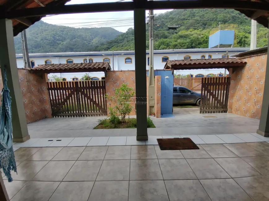 Foto 5 de Casa com 2 quartos à venda, 120m2 em Ubatuba - SP