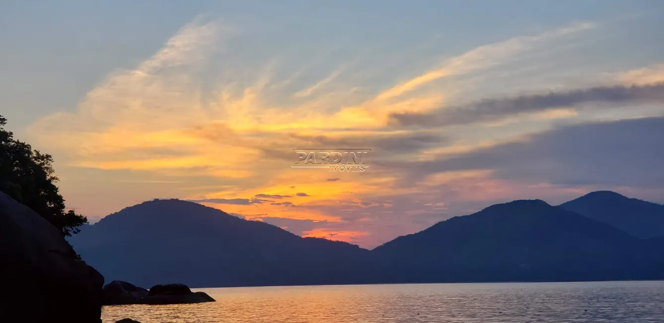 Foto 3 de Casa com 2 quartos à venda, 120m2 em Ubatuba - SP