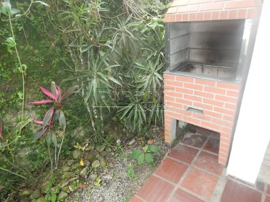 Foto 5 de Casa de Condomínio com 4 quartos à venda, 190m2 em Ubatuba - SP