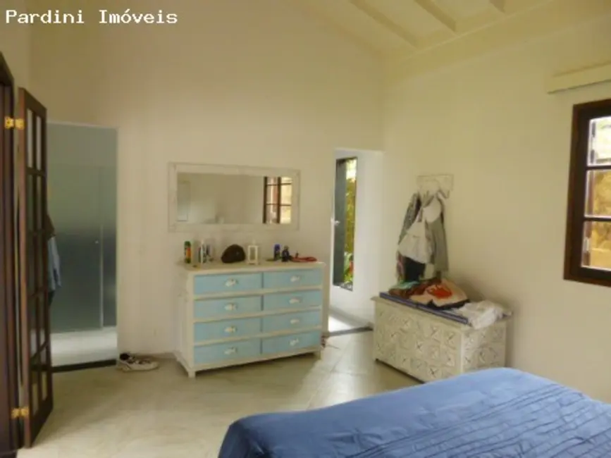 Foto 25 de Casa à venda, 500m2 em Ubatuba - SP