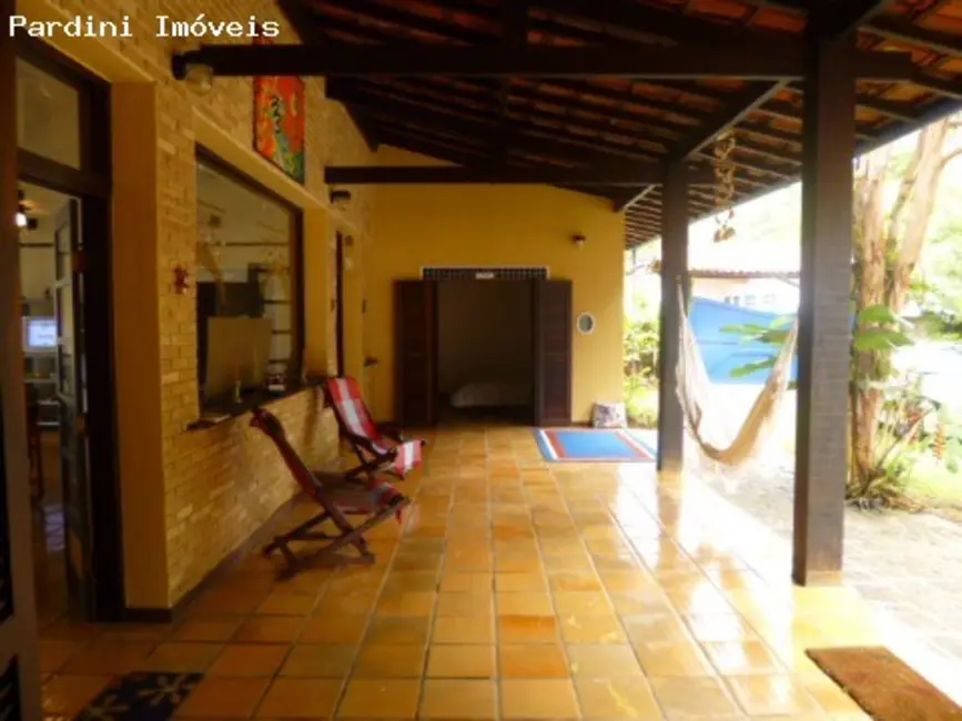 Casa à venda, 500m2 em Ubatuba - SP - imagem 8 Foto 8 de Casa à venda, 500m2 em Ubatuba - SP