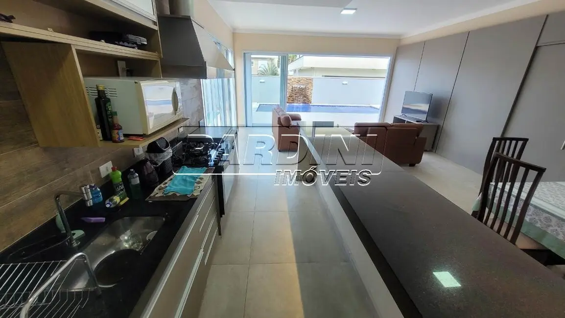 Foto 7 de Casa com 4 quartos à venda, 230m2 em Ubatuba - SP