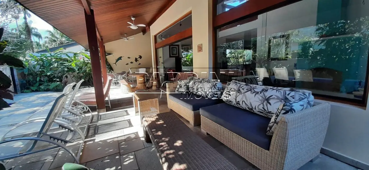 Foto 5 de Casa de Condomínio com 6 quartos à venda, 380m2 em Ubatuba - SP