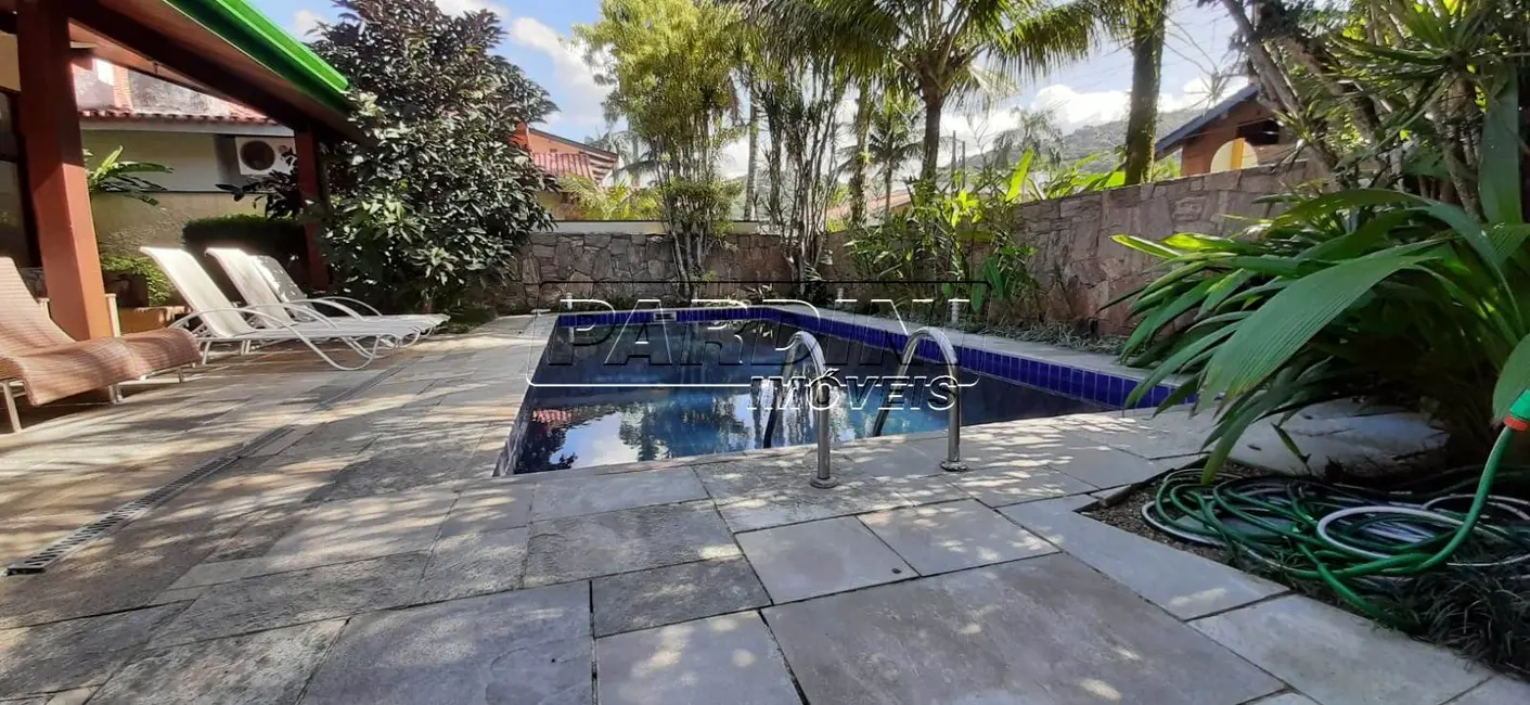 Foto 3 de Casa de Condomínio com 6 quartos à venda, 380m2 em Ubatuba - SP