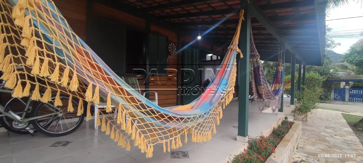 Foto 1 de Casa com 4 quartos à venda, 500m2 em Ubatuba - SP