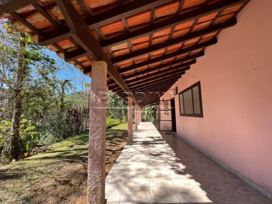 Foto 6 de Casa com 3 quartos à venda, 203m2 em Ubatuba - SP