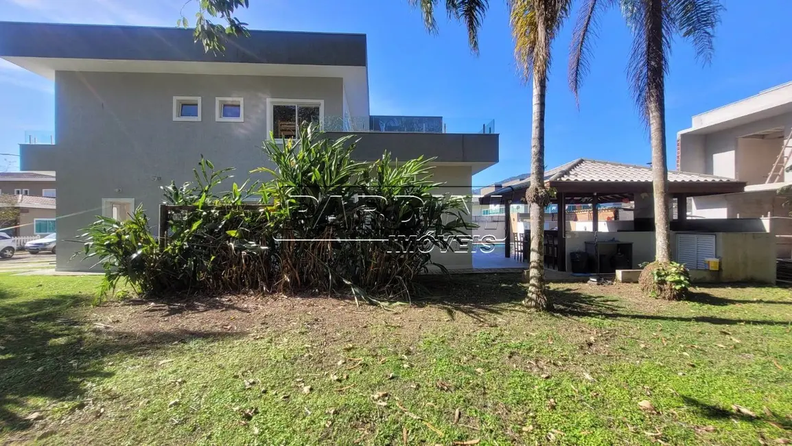 Foto 4 de Casa de Condomínio com 5 quartos à venda, 238m2 em Ubatuba - SP