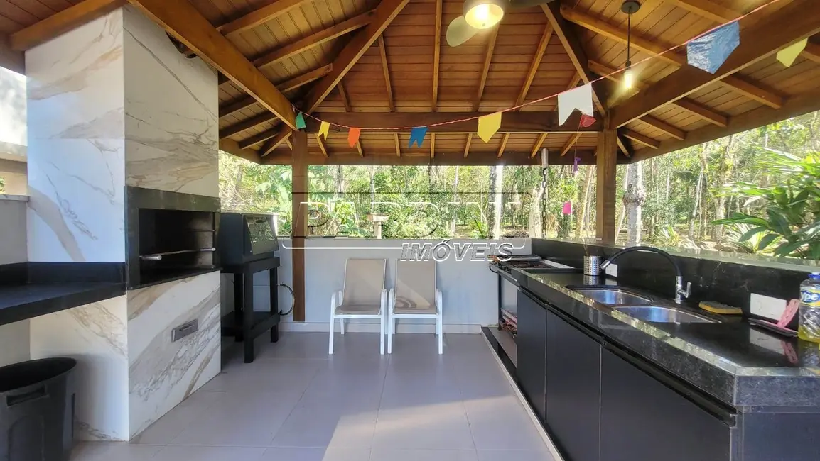 Foto 8 de Casa de Condomínio com 5 quartos à venda, 238m2 em Ubatuba - SP