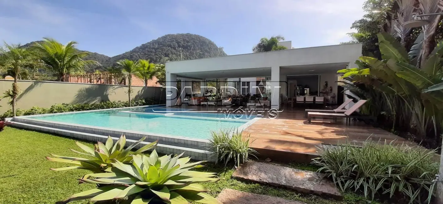 Foto 8 de Casa de Condomínio com 7 quartos à venda, 707m2 em Ubatuba - SP