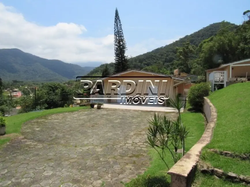 Foto 2 de Casa de Condomínio com 5 quartos à venda, 251m2 em Ubatuba - SP