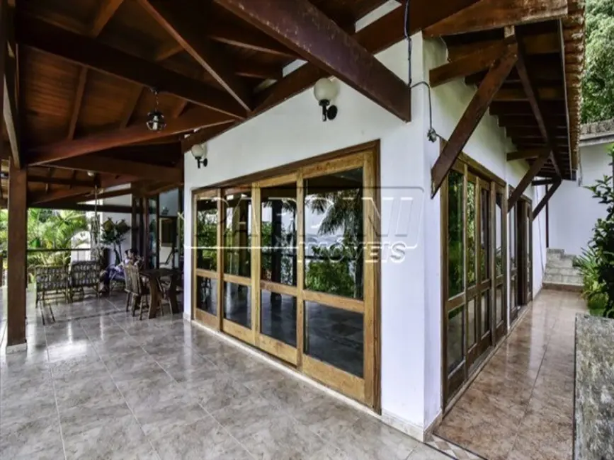 Foto 4 de Casa de Condomínio com 8 quartos à venda, 748m2 em Ubatuba - SP