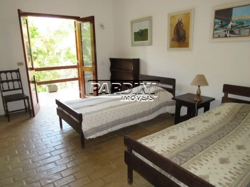 Foto 8 de Casa de Condomínio com 5 quartos à venda, 450m2 em Ubatuba - SP