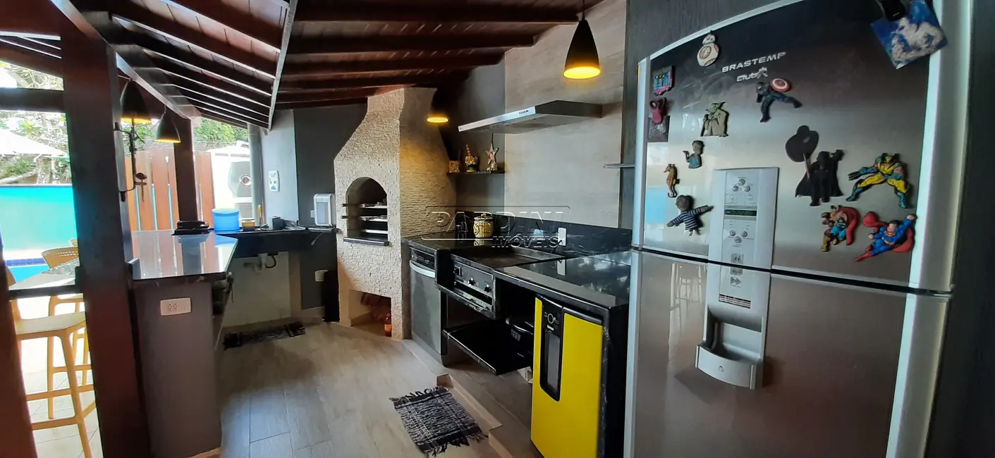 Foto 9 de Casa de Condomínio com 3 quartos à venda, 240m2 em Ubatuba - SP