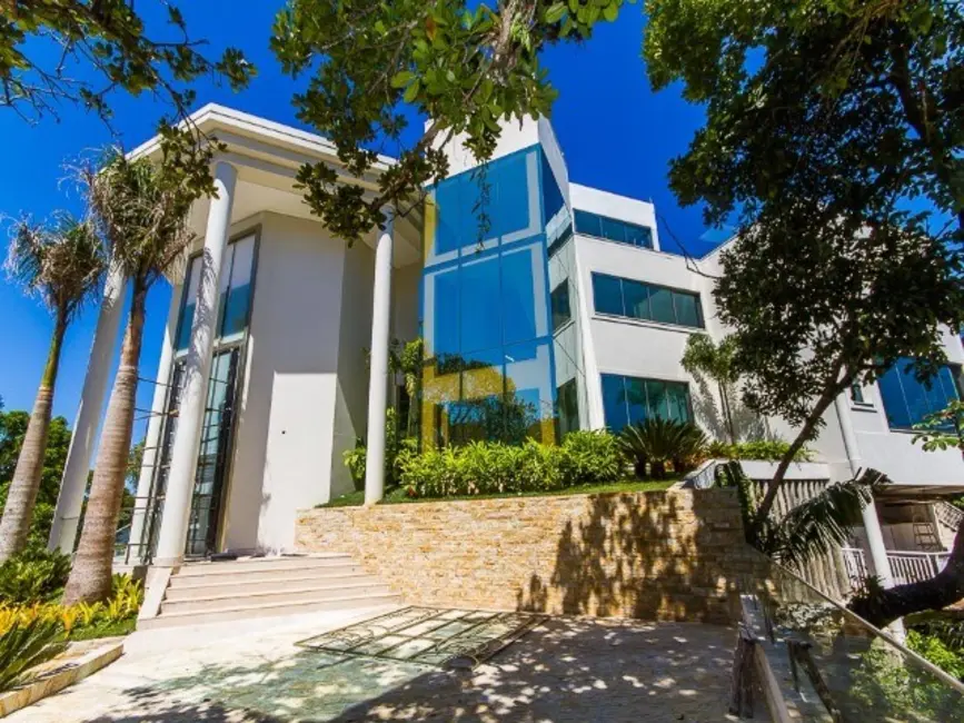 Foto 2 de Casa de Condomínio com 10 quartos à venda, 2500m2 em Ubatuba - SP